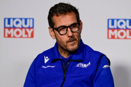 Yamaha "is very close" to the decision of the V4 MotoGP and "we are totally committed to it."