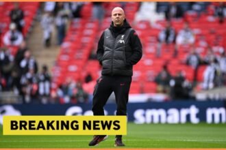 Liverpool manager Arne Slot