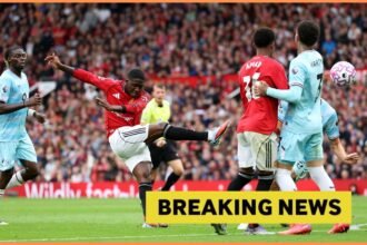 Kobbie Mainoo in action for Man Utd against Burnley