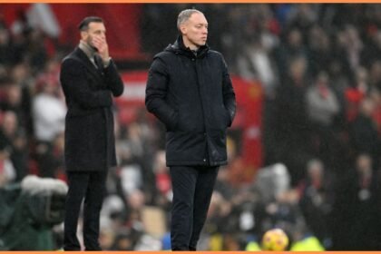 Steve Cooper looks on during Leicester