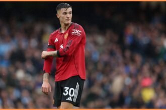 Benjamin Sesko in action for Man United