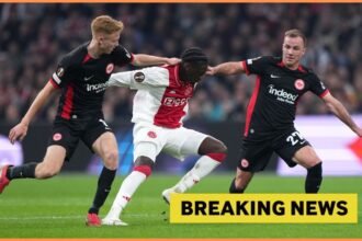 Jorthy Mokio in action for Ajax against Eintracht Frankfurt