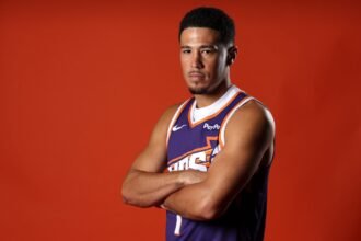 Devin Booker praises the Phoenix Suns star, "the guy you hate when he's not on your team."