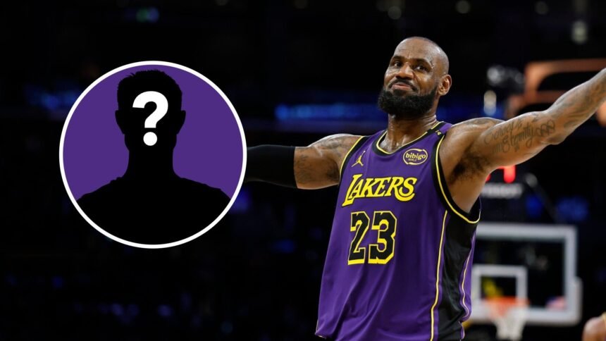 La Lakers fans hope to see LeBron James reunite with the 37-year-old star in the acquisition of a deal with the Utah Jazz