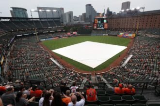 The Dodgers and Orioles were late on Saturday: When will the game begin?