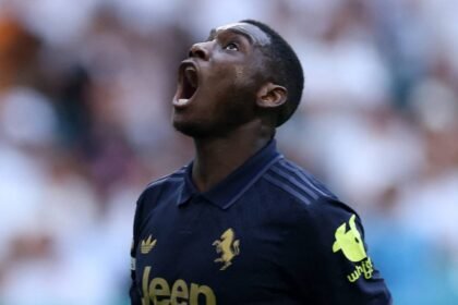 Tottenham held talks to sign the £100 million English player before Randal Kolomuani