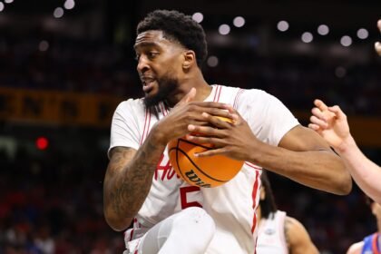 Who is Ja'vier Francis? Golden State Warriors sign training camp deal to "Best Shot Blocker in Texas"