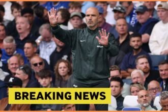 Chelsea manager Enzo Maresca