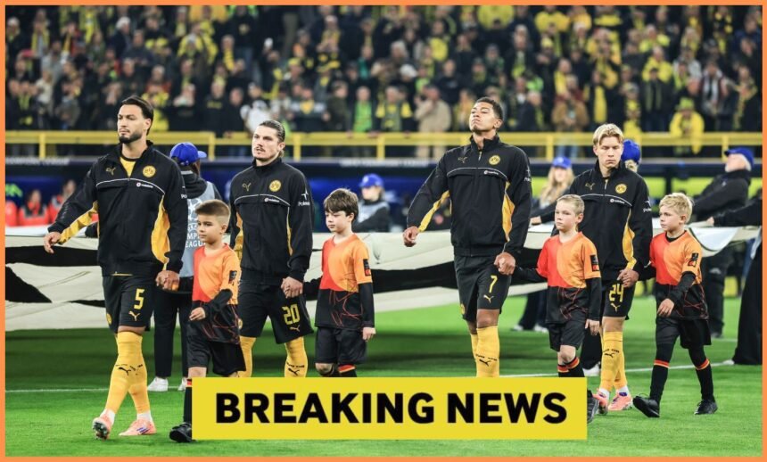 Jobe Bellingham lining up with his Borussia Dortmund teammates
