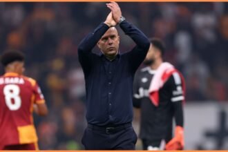 Liverpool manager Arne Slot