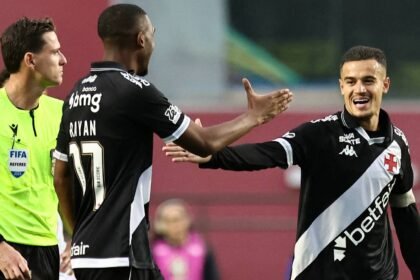 Chelsea open contract talks for 'powerful' £35m forward with 15 goals in 2025