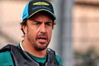 Fernando Alonso's extraordinary radio rant on Lewis Hamilton's brake issue