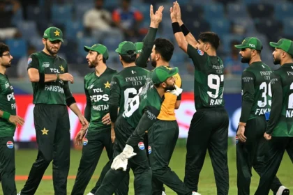 PCB cracks down on Pakistan players