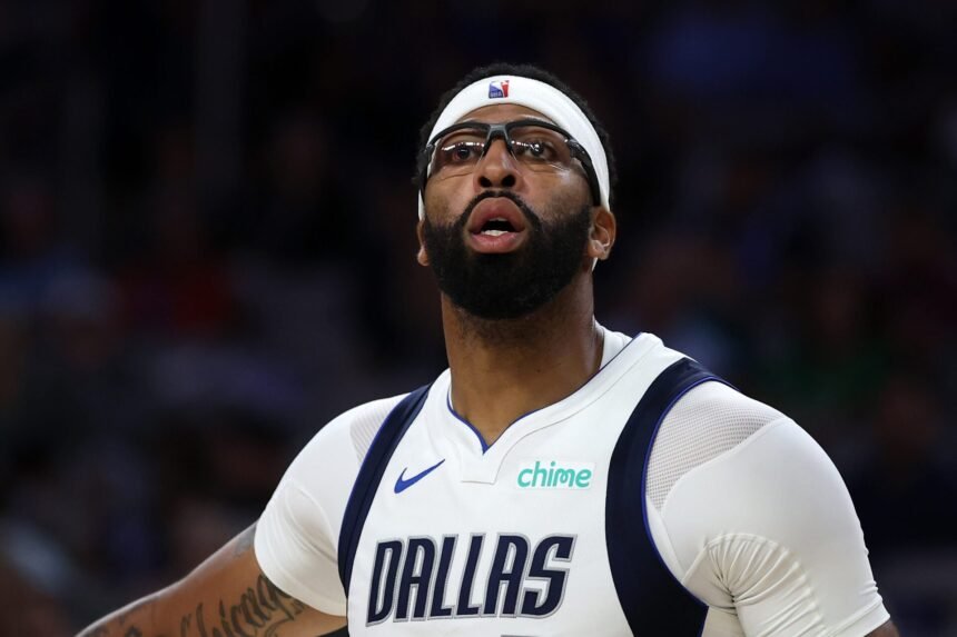 Mavericks fans disappointed by Anthony Davis' effort against Hornets, praise Cooper Flagg
