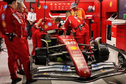 The Ferrari is in the summer break F1 slump at the Singapore Grand Prix, just before Williams