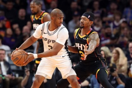 The Raclippers star says he's honored to play alongside Bradley Beale and Chris Paul