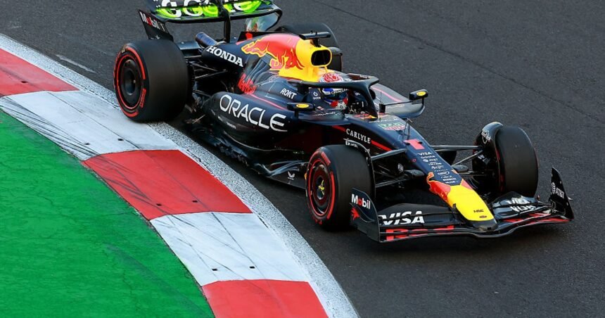 Verstappen takes first place in Mexico FP2 as McLaren slumps