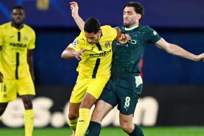 West Ham join AC Milan in competition to sign Man City's 'extraordinary' star